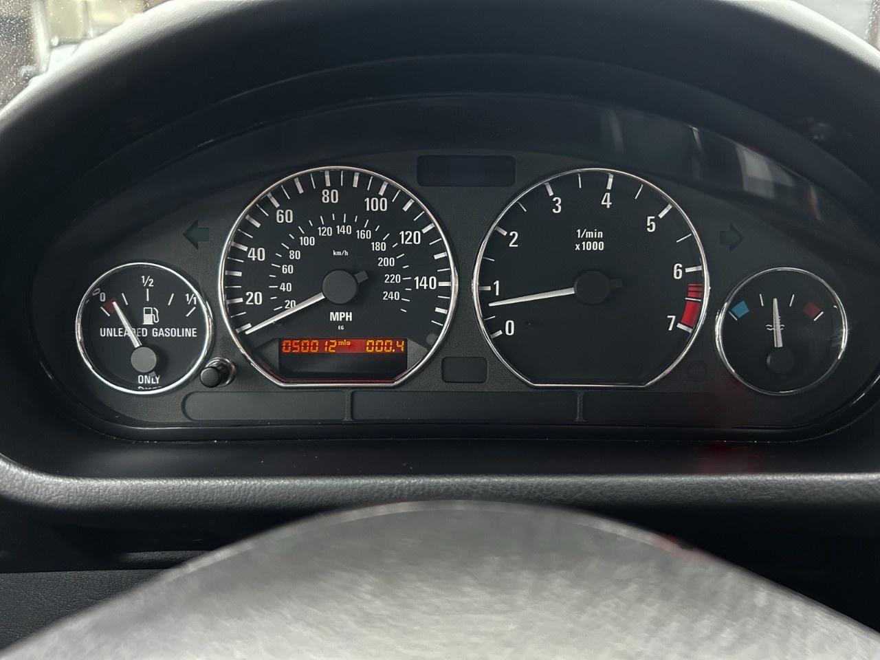 2002 BMW Z3 Series Z3 2dr Roadster 3.0i Photo