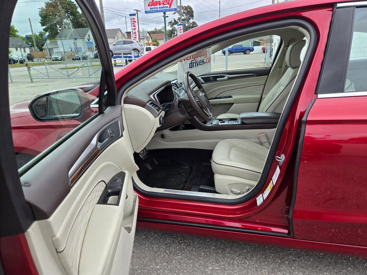 2018 Ford Fusion Energi Platinum 4dr Front-Wheel Drive Sedan Photo