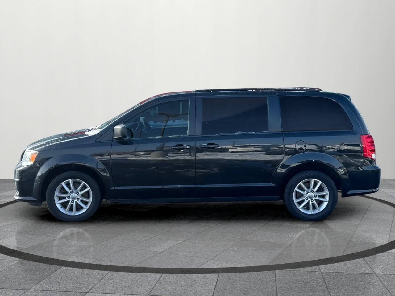 2019 Dodge Grand Caravan CVP/SXT Passenger Van Photo2