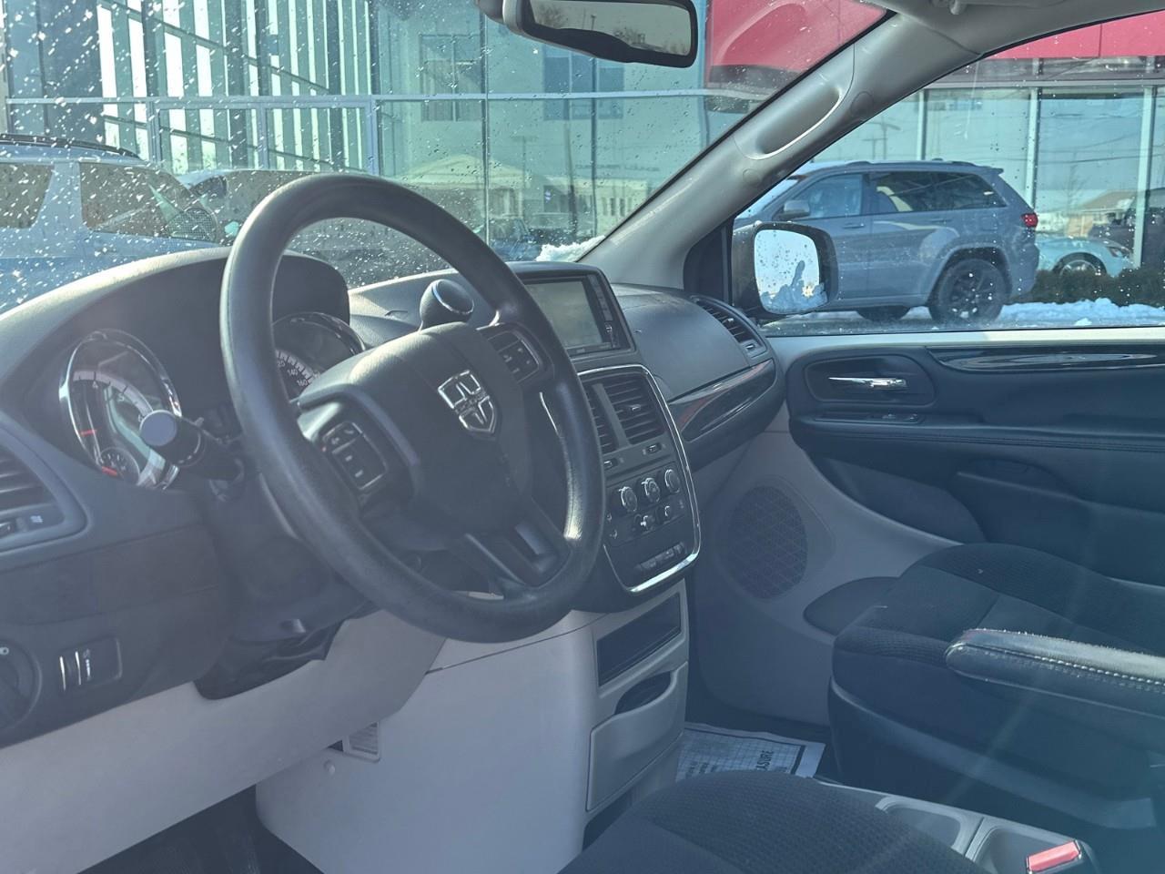 2019 Dodge Grand Caravan CVP/SXT Passenger Van Photo