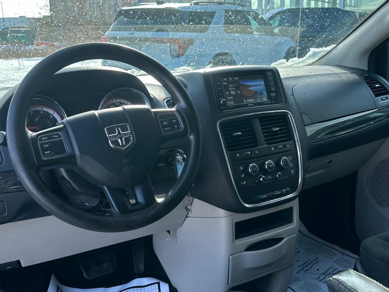 2019 Dodge Grand Caravan CVP/SXT Passenger Van Photo