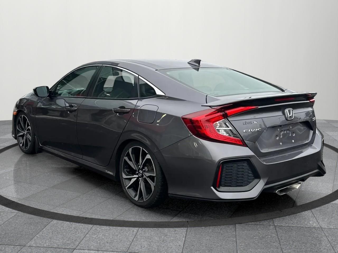 2017 Honda Civic Si (M6) 4dr Sedan Photo