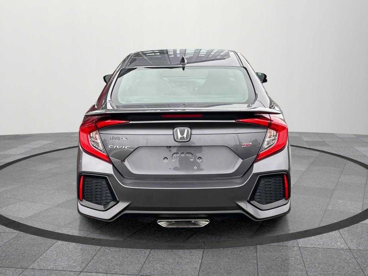 2017 Honda Civic Si (M6) 4dr Sedan Photo4