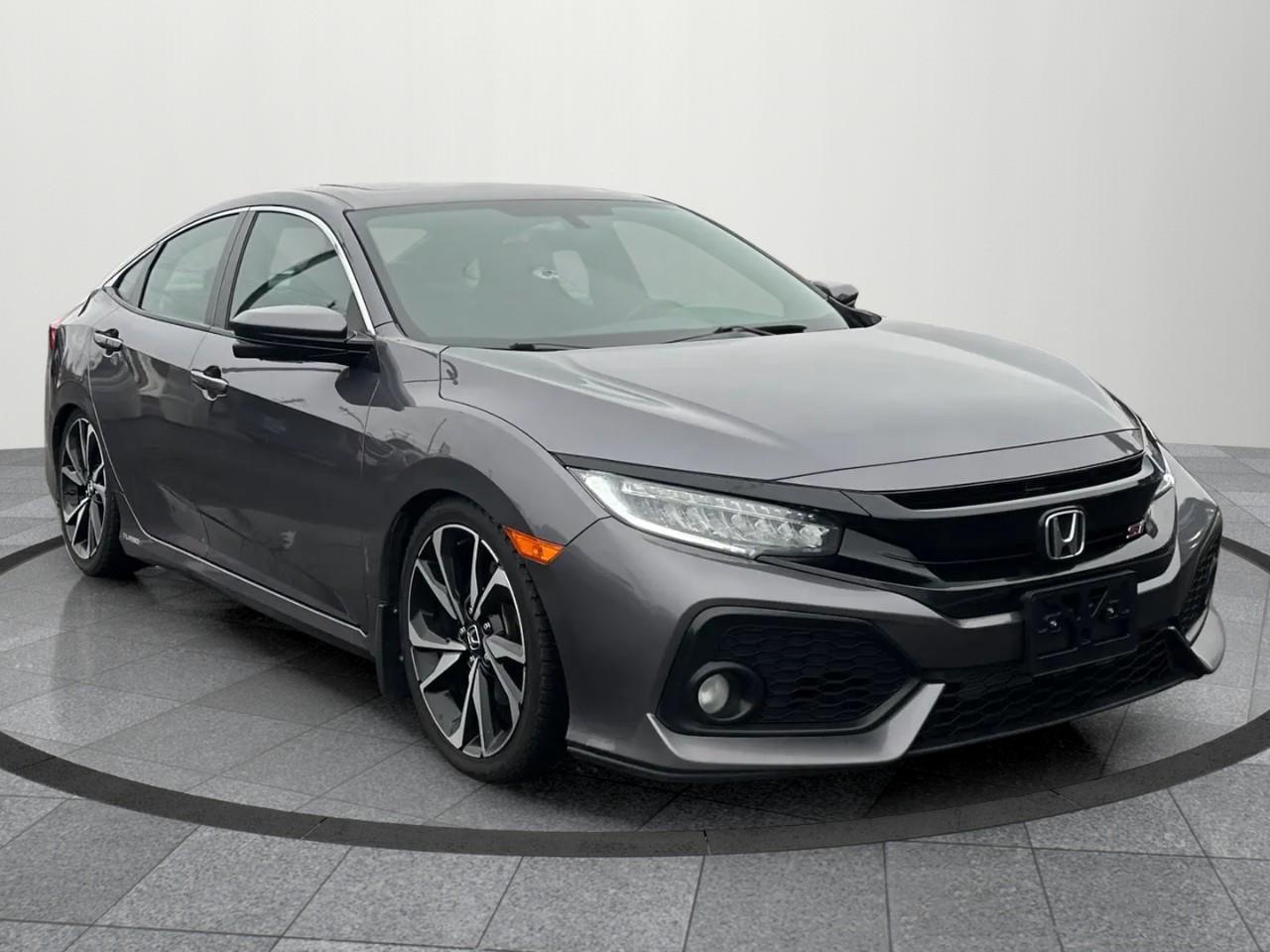 2017 Honda Civic Si (M6) 4dr Sedan Photo