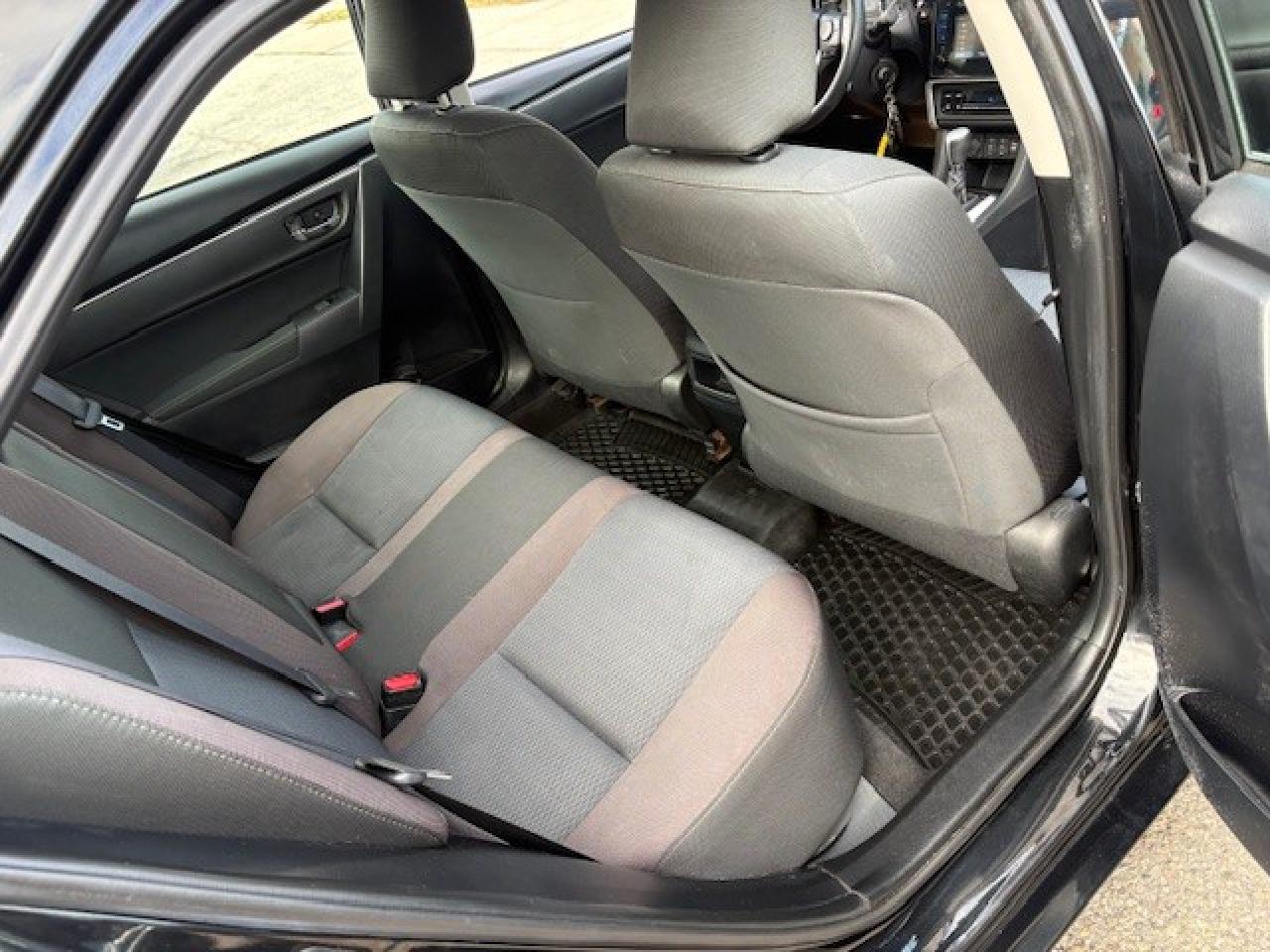 2018 Toyota Corolla LE (CVTi-S) 4dr Sedan Photo