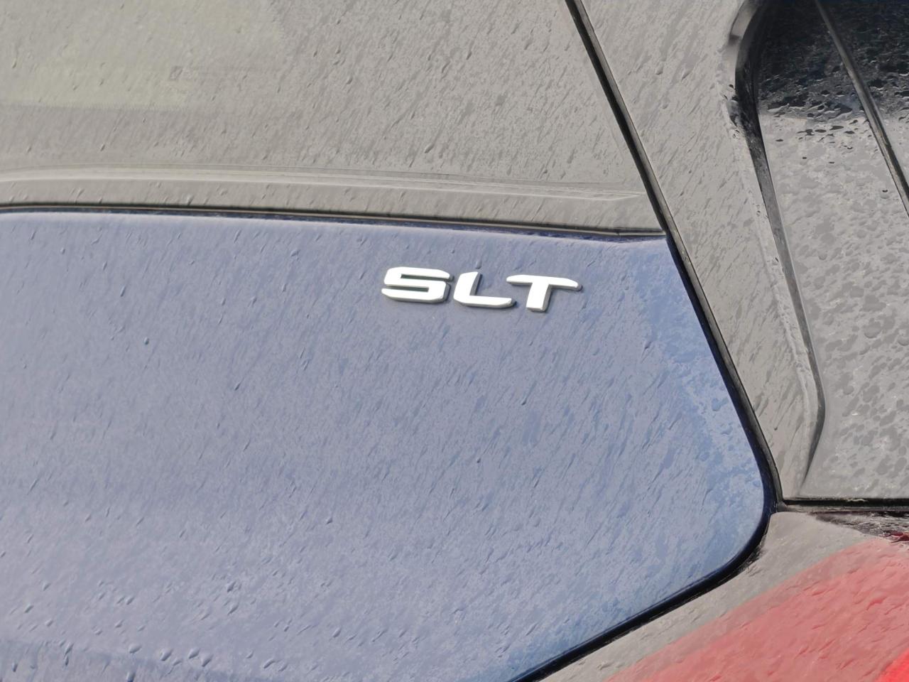 2023 GMC Terrain SLT All-wheel Drive Photo3