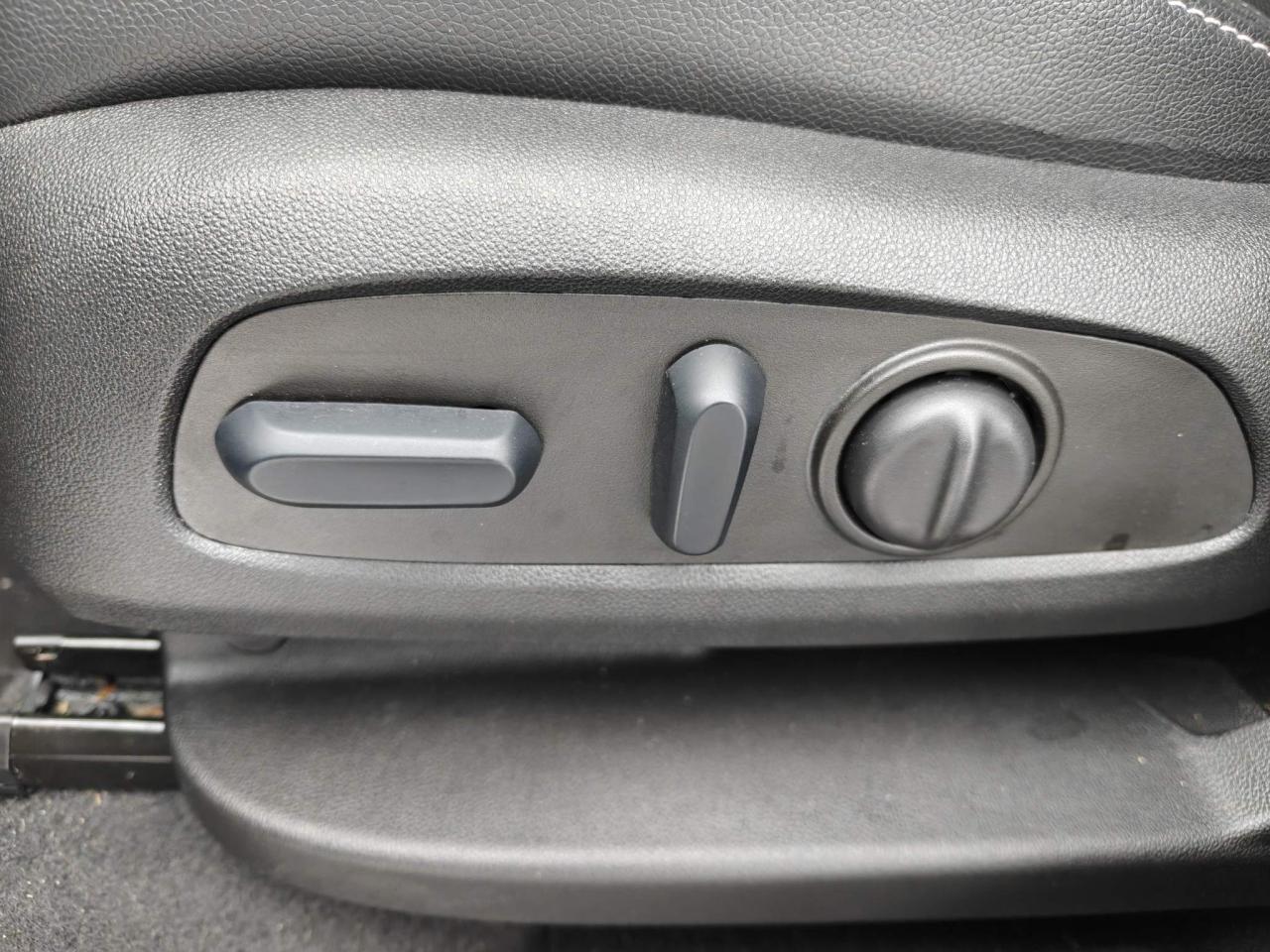 2023 GMC Terrain SLT All-wheel Drive Photo