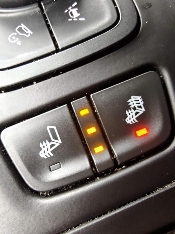 2023 GMC Terrain SLT All-wheel Drive Photo