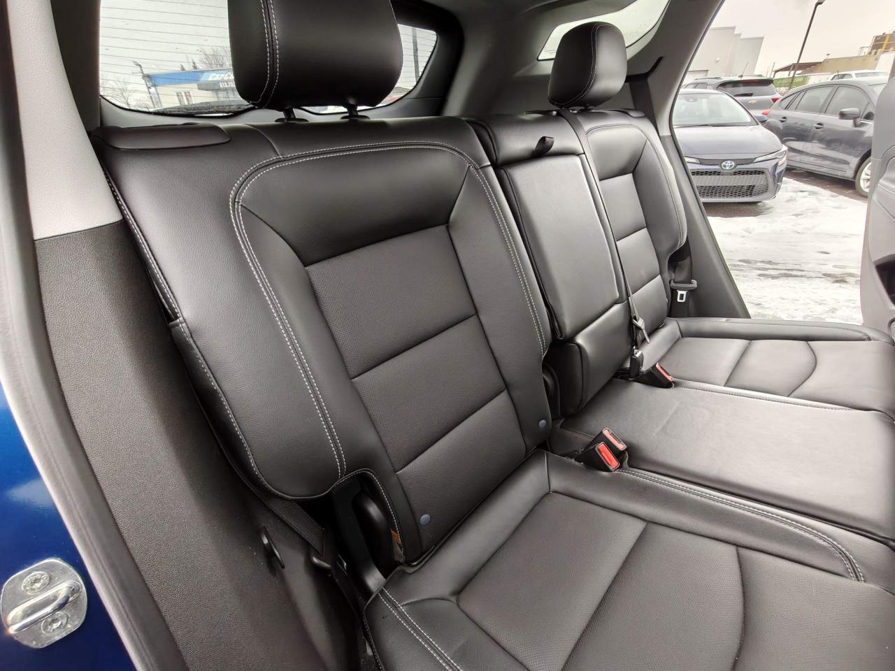 2023 GMC Terrain SLT All-wheel Drive Photo