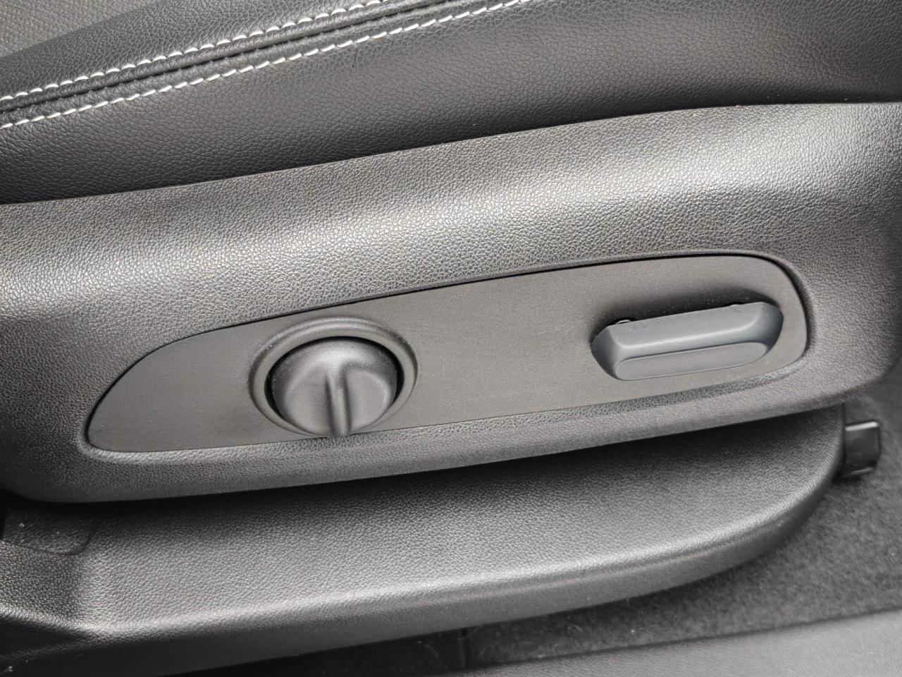 2023 GMC Terrain SLT All-wheel Drive Photo