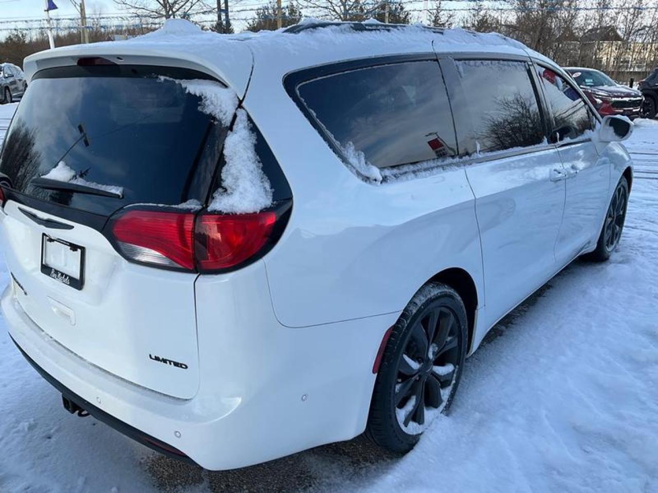 2018 Chrysler Pacifica Limited Photo