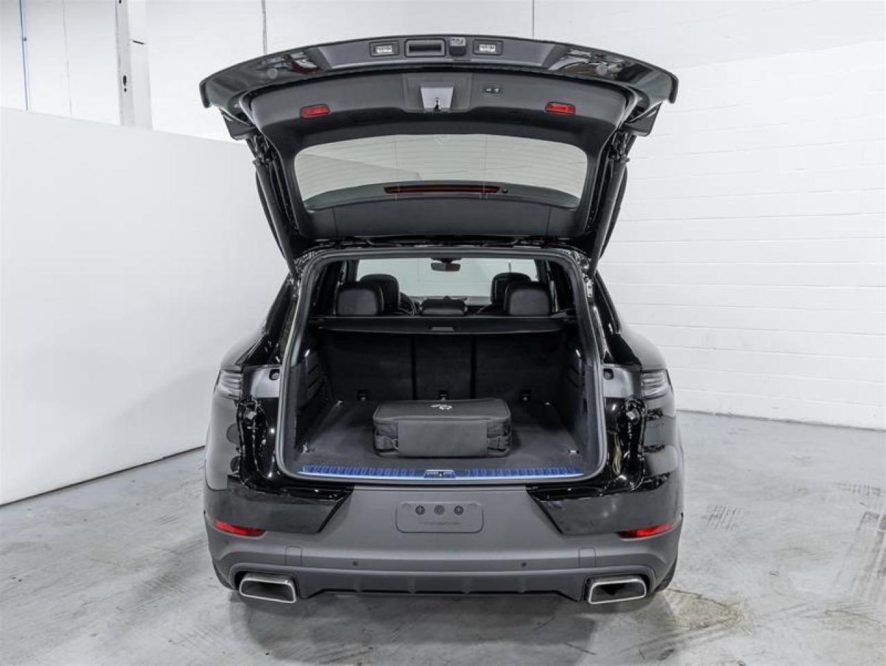 2026 Porsche Cayenne  Photo