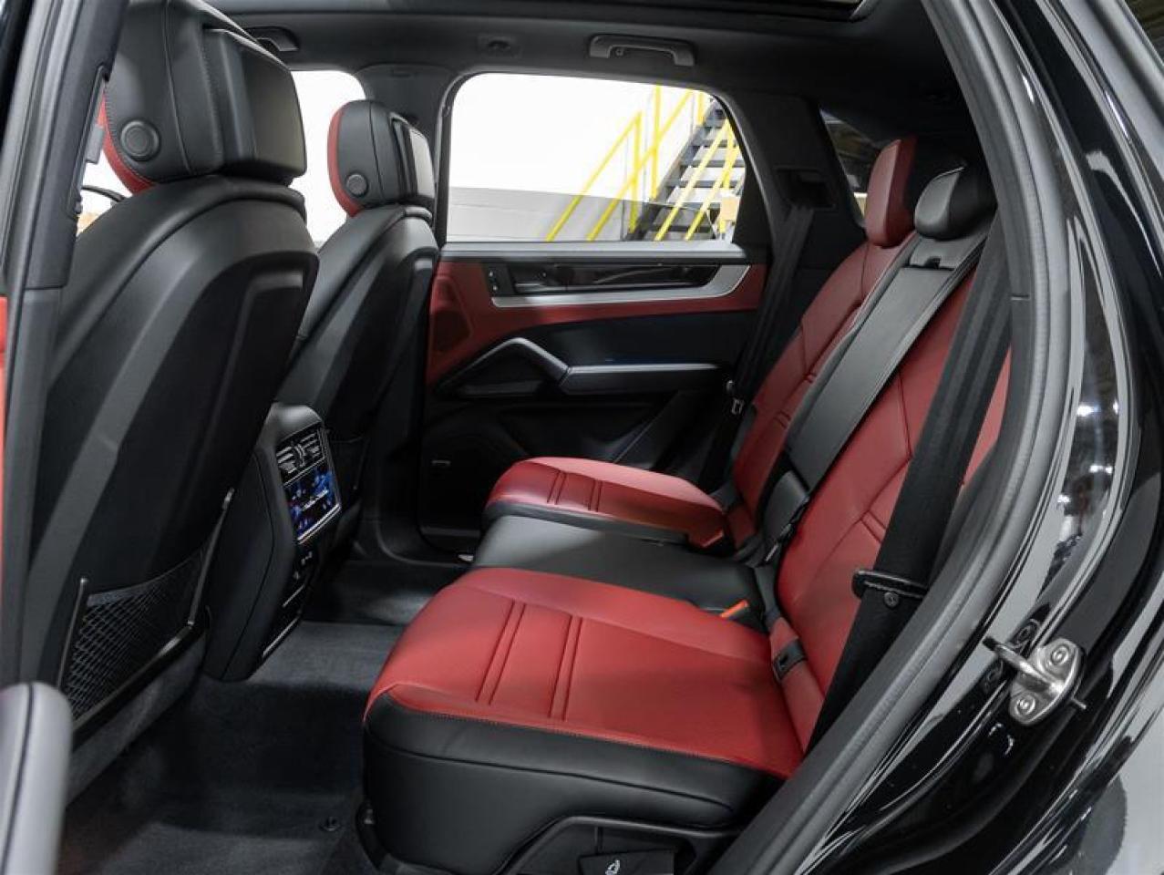 2026 Porsche Cayenne  Photo