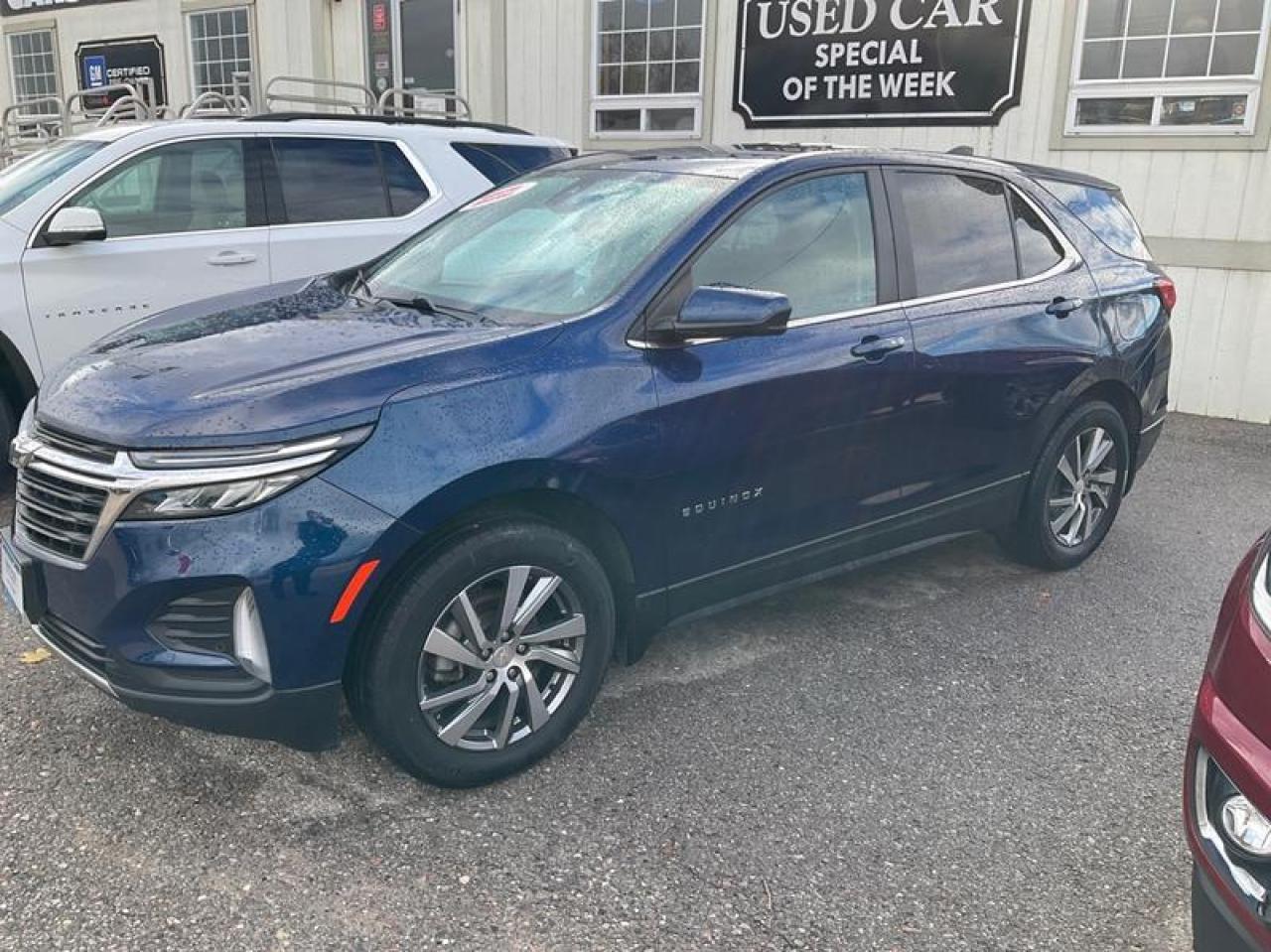 2022 Chevrolet Equinox LT Photo2