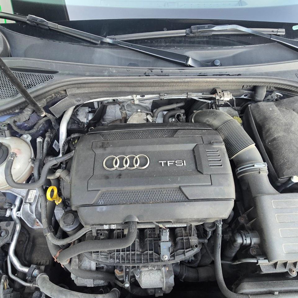 2016 Audi A3 4dr Sdn quattro 2.0T Komfort Photo
