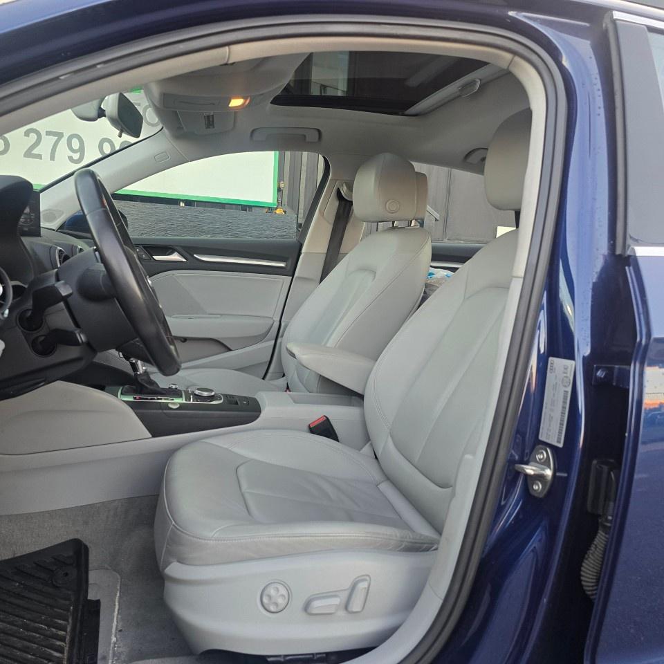 2016 Audi A3 4dr Sdn quattro 2.0T Komfort Photo