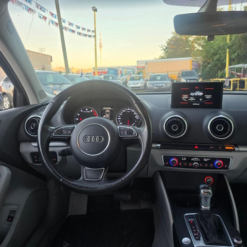 2016 Audi A3 4dr Sdn quattro 2.0T Komfort Photo