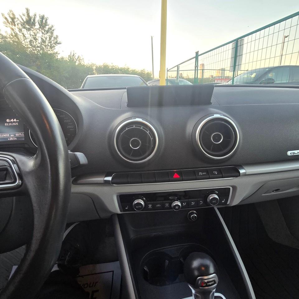 2016 Audi A3 4dr Sdn quattro 2.0T Komfort Photo