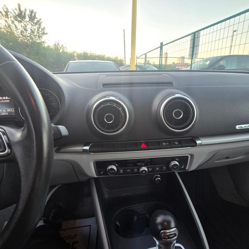 2016 Audi A3 4dr Sdn quattro 2.0T Komfort Photo