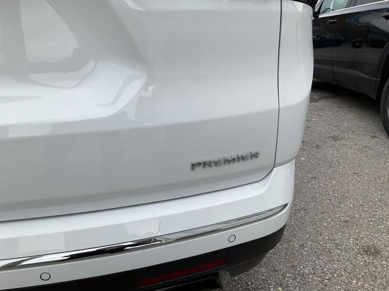 2022 Chevrolet Traverse Premier Photo