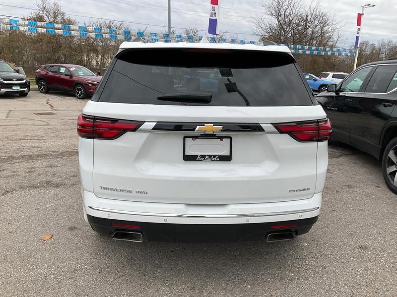 2022 Chevrolet Traverse Premier Photo