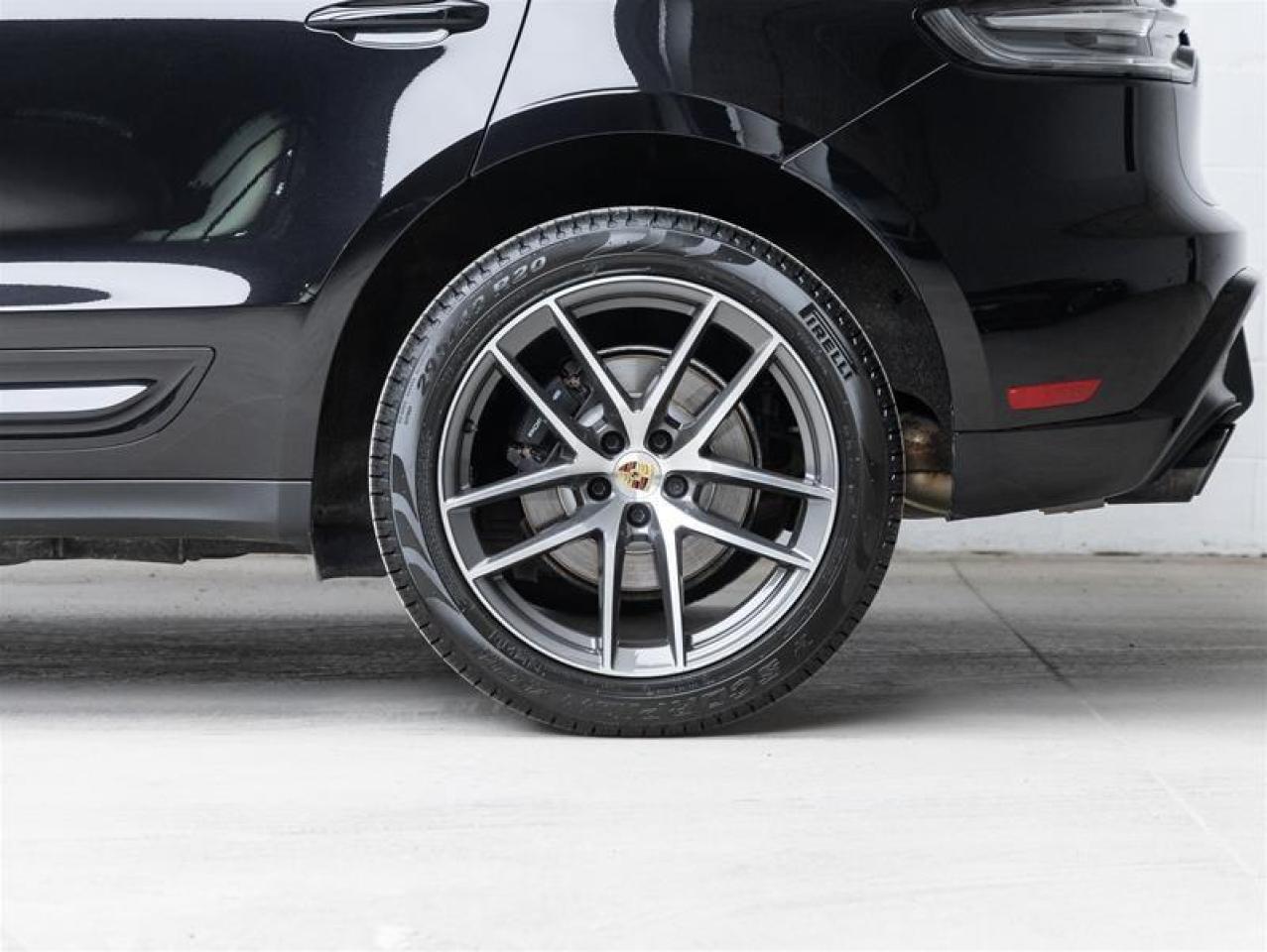 2023 Porsche Macan  Photo