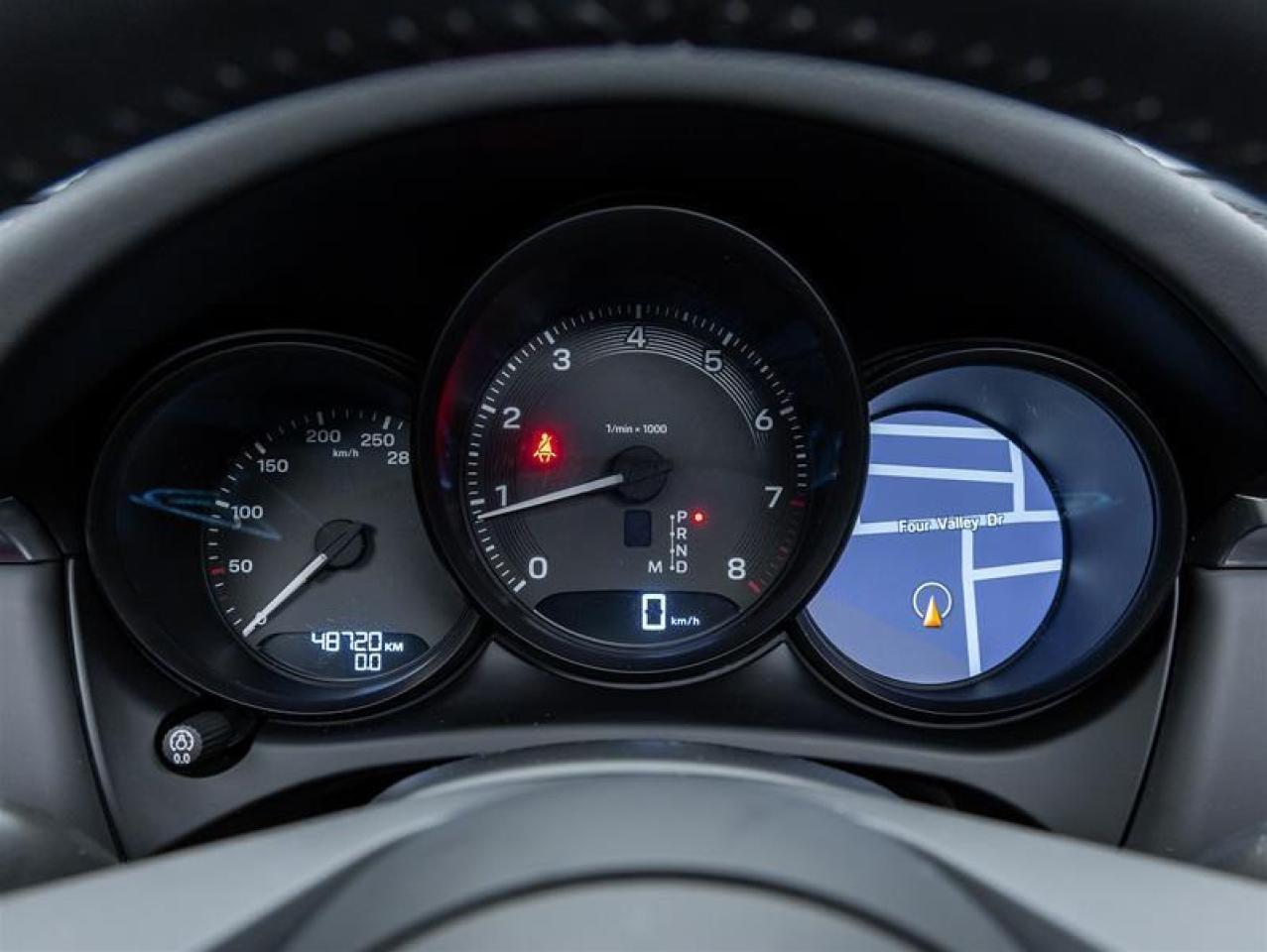 2023 Porsche Macan  Photo