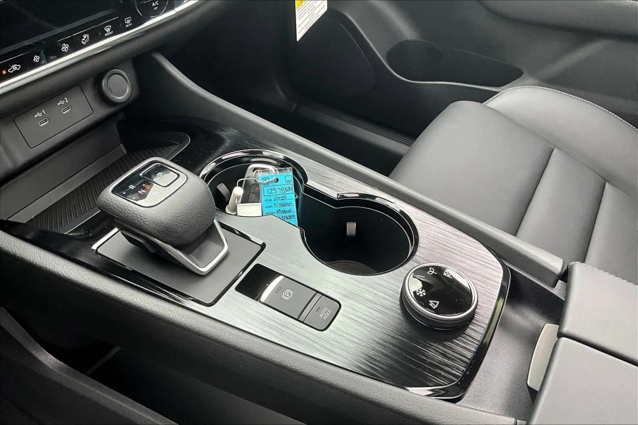 2025 Nissan Rogue Midnight Edition 4dr All-Wheel Drive Sport Utility Photo