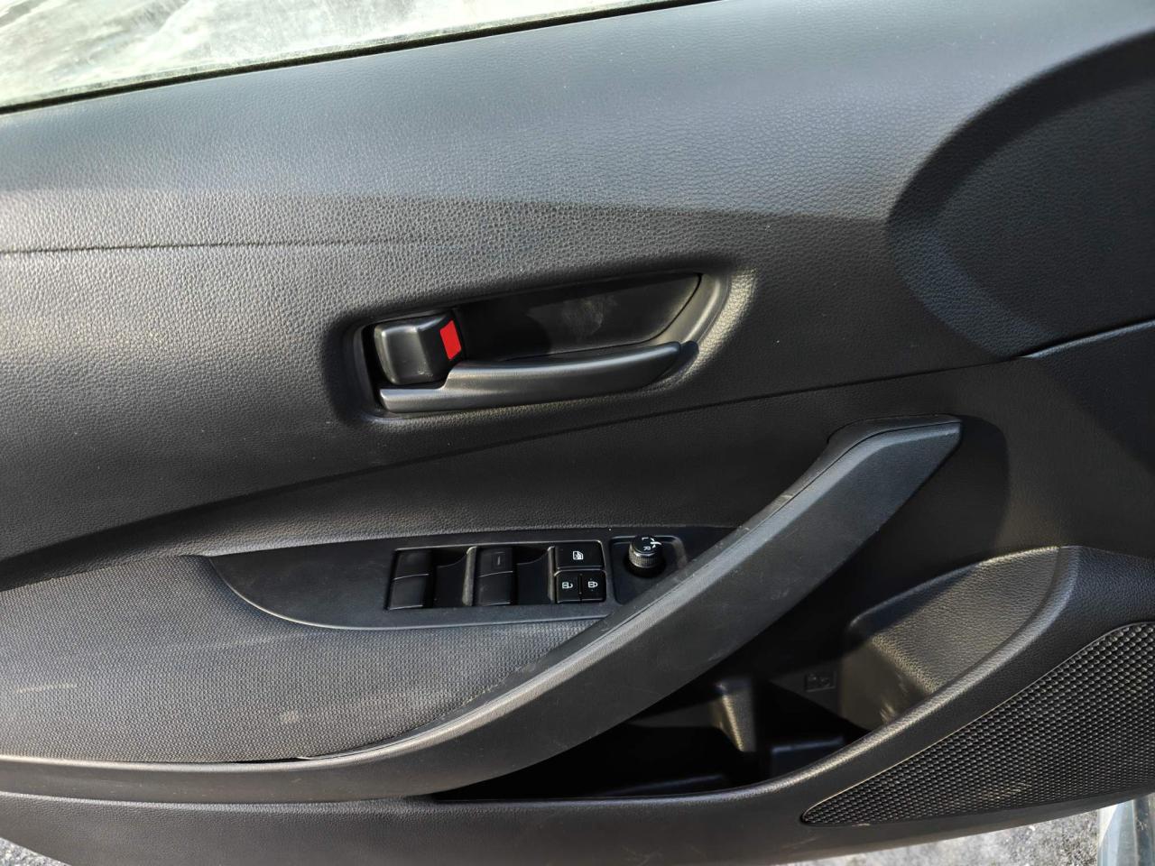 2022 Toyota Corolla Hybrid Base w/Li Battery 4dr Sedan Photo