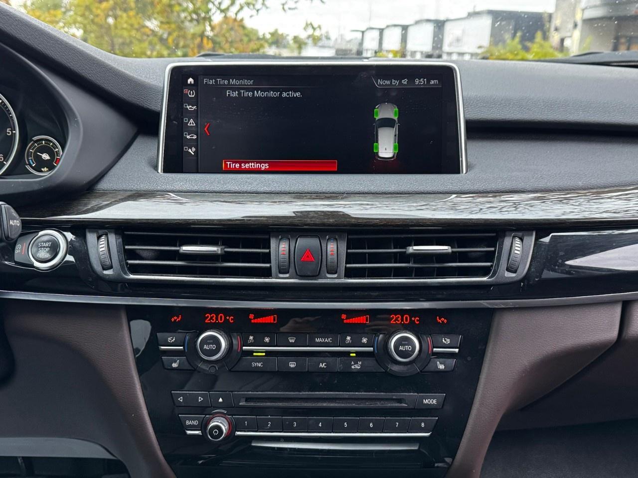 2018 BMW X5 Rare Diesel / BMW extended warranty / Low kilometers Photo