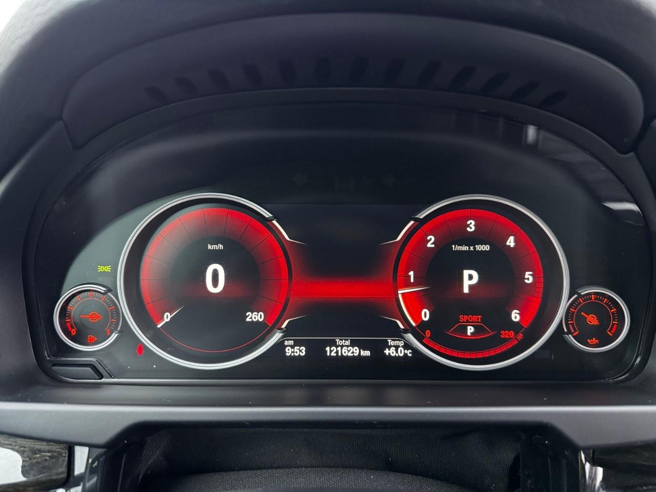 2018 BMW X5 Rare Diesel / BMW extended warranty / Low kilometers Photo