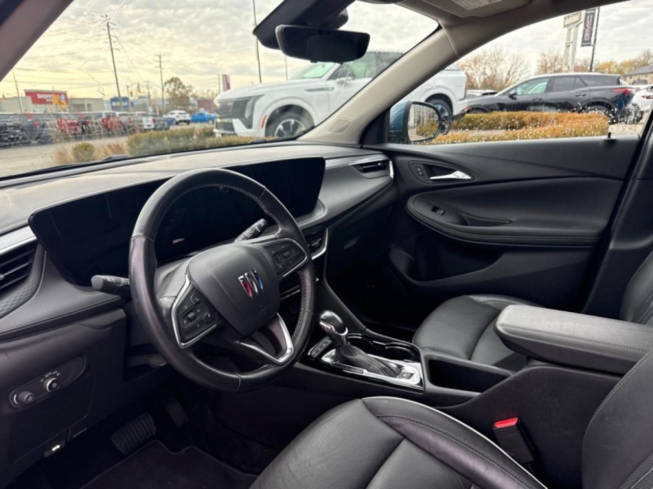 2024 Buick Encore GX Avenir Photo