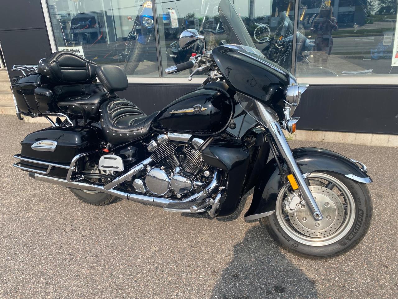 2004 Yamaha VENTURE MIDNIGHT  Photo0