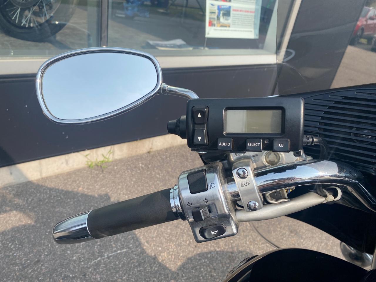 2004 Yamaha VENTURE MIDNIGHT  Photo