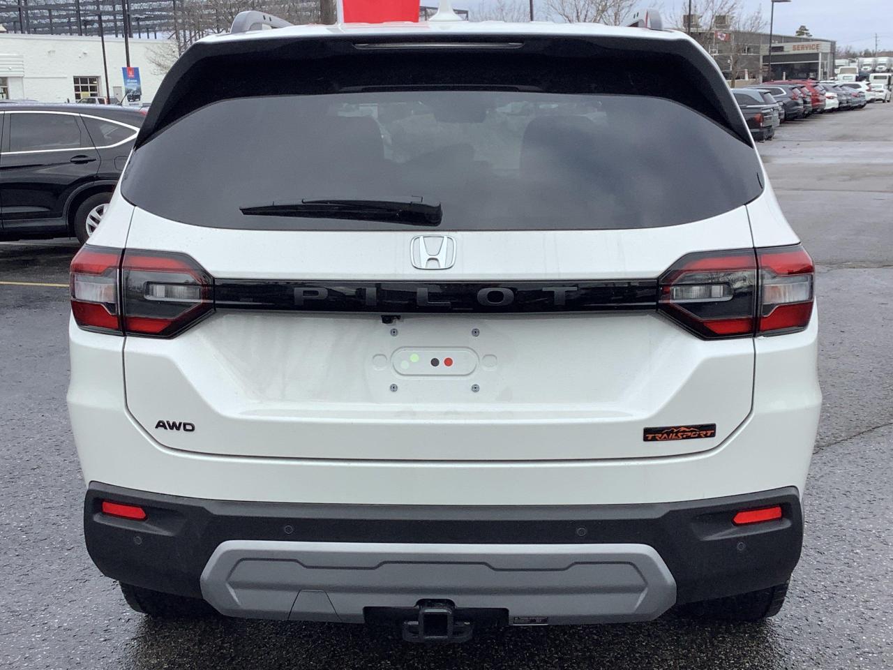 2025 Honda Pilot TrailSport 4dr All-Wheel Drive Photo