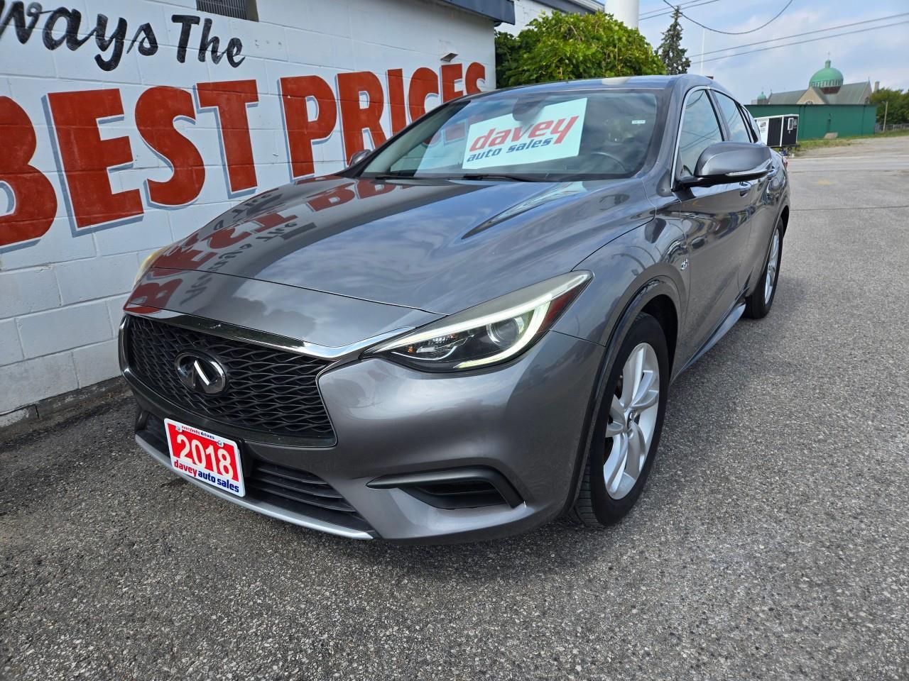 2018 Infiniti QX30 Base (DCT) 4dr Front-Wheel Drive Photo