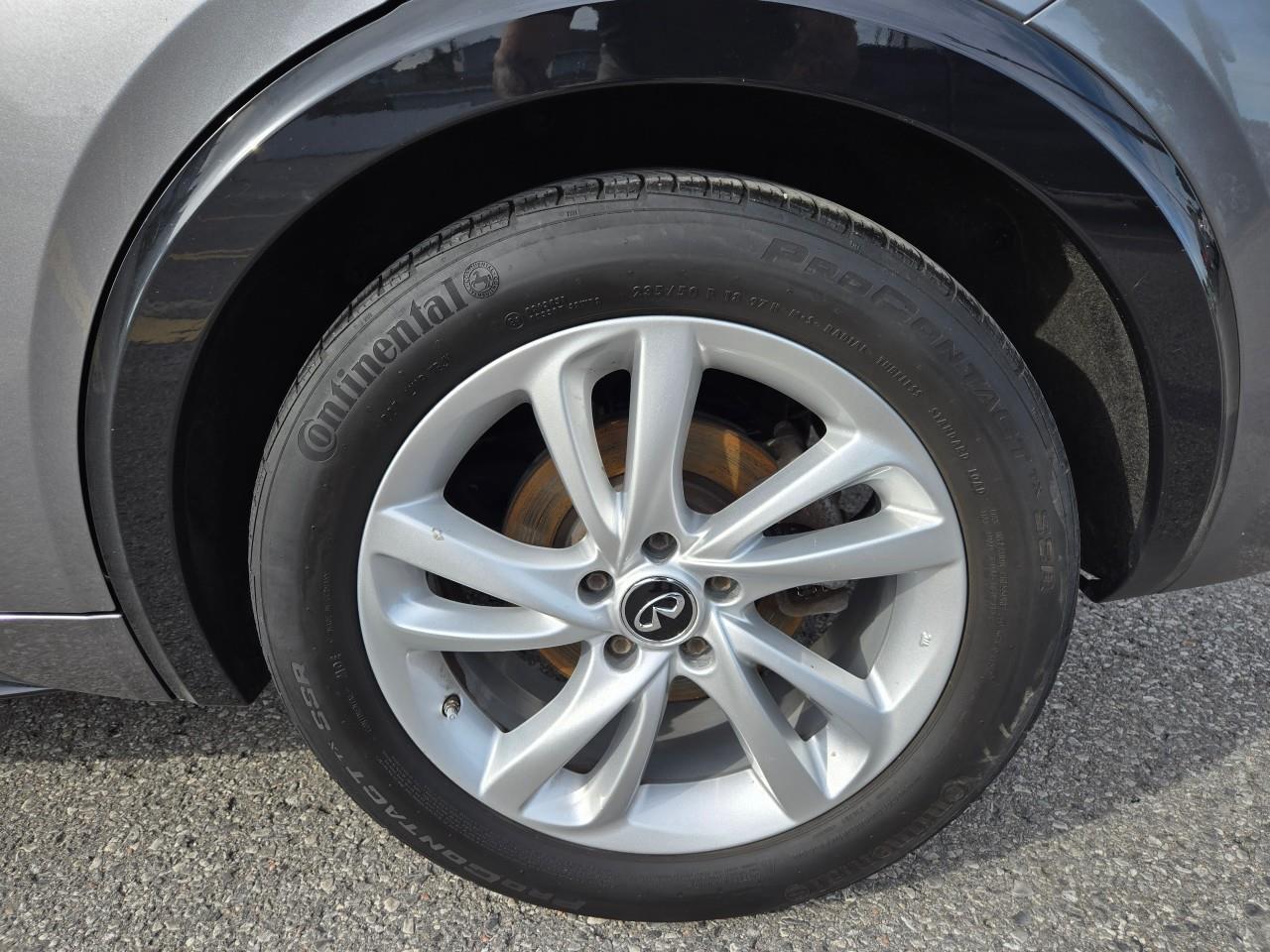 2018 Infiniti QX30 Base (DCT) 4dr Front-Wheel Drive Photo