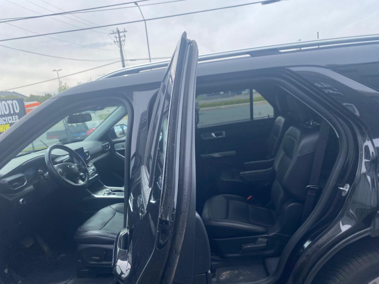 2022 Ford Explorer Limited 4dr 4x4 Photo