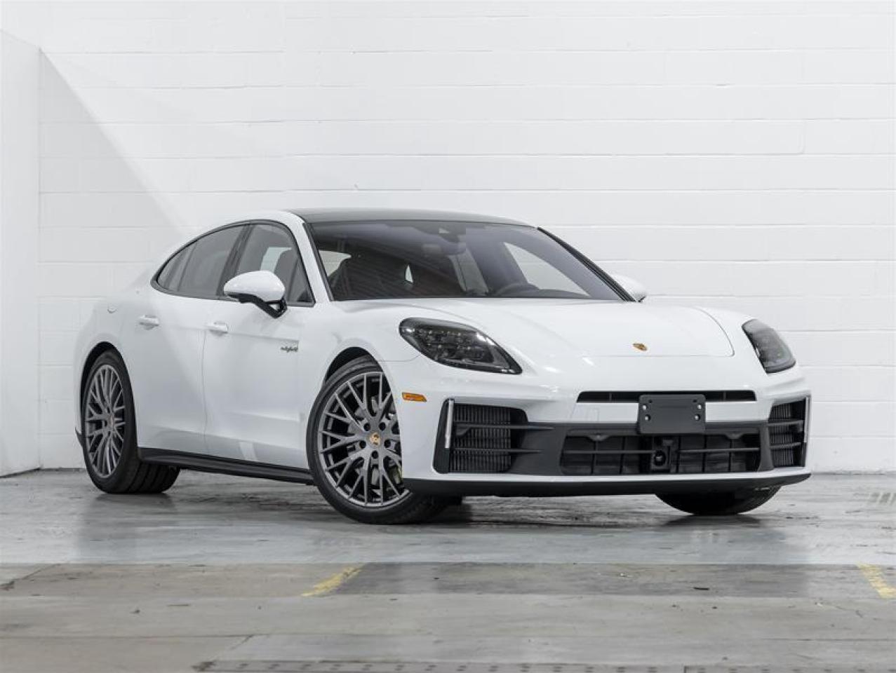 2026 Porsche Panamera  Photo