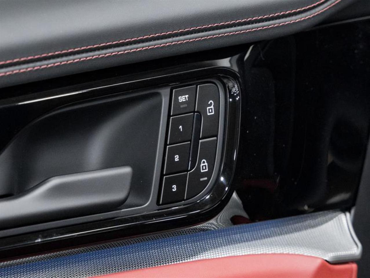 2026 Porsche Panamera  Photo