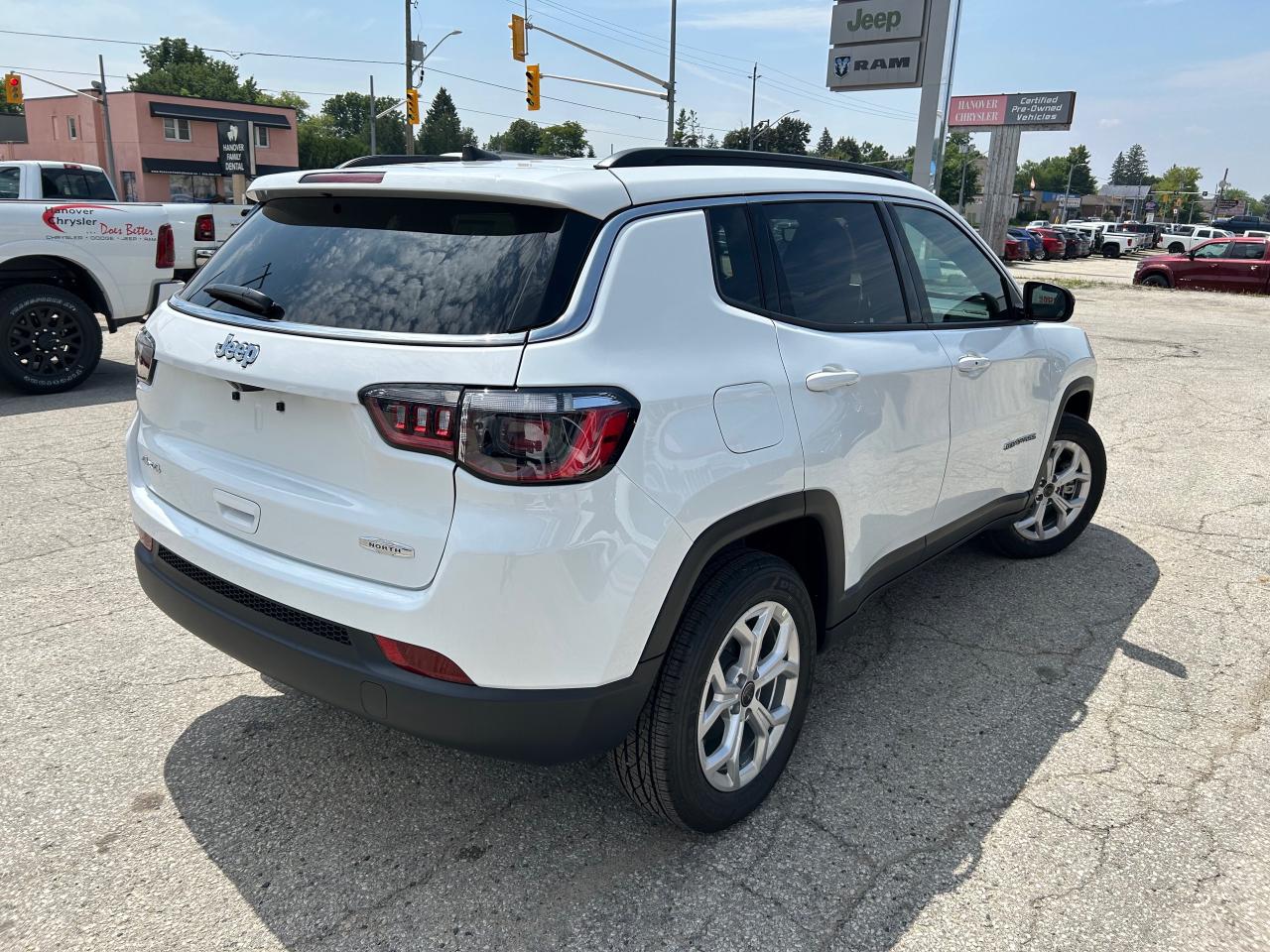 2025 Jeep Compass North 4dr 4x4 Photo