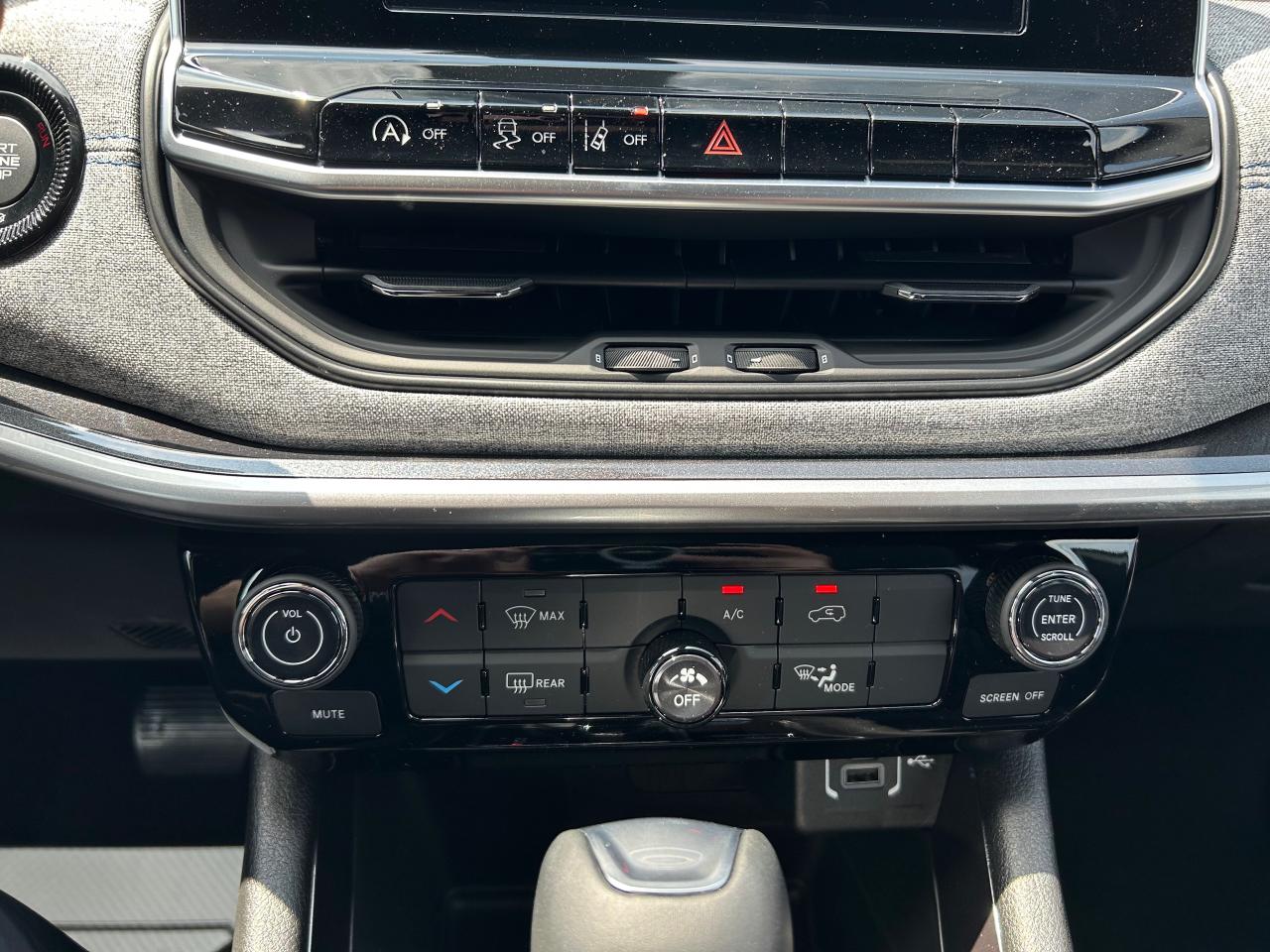 2025 Jeep Compass North 4dr 4x4 Photo