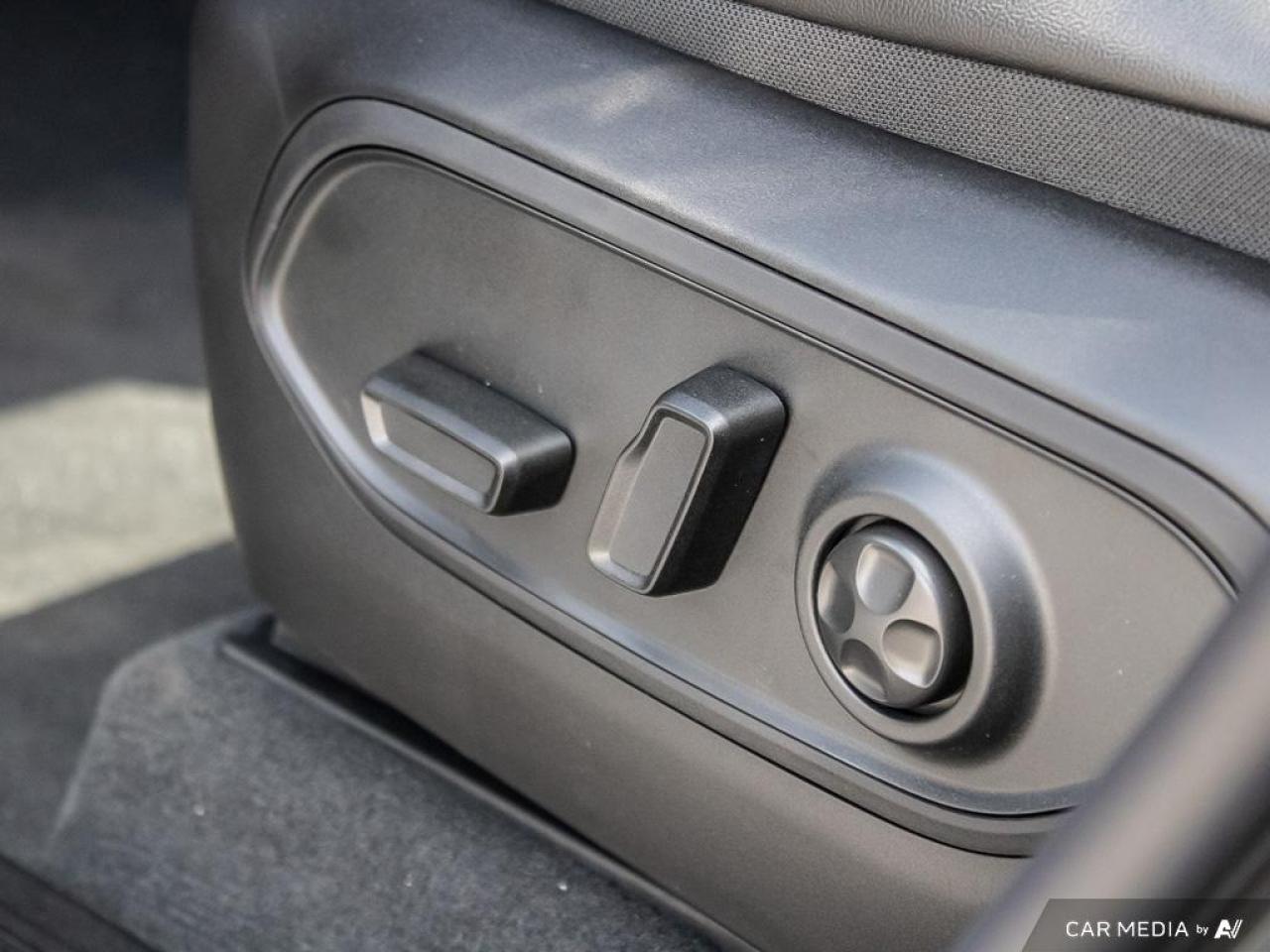 2025 Jeep Grand Cherokee L Limited 4dr 4x4 Photo