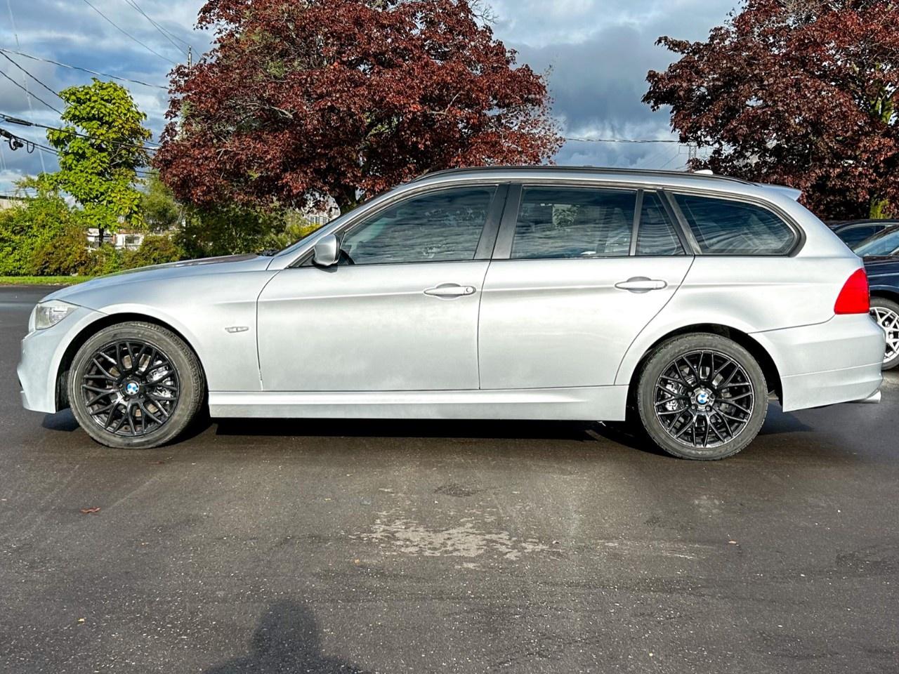 2011 BMW 3 Series 4dr Touring Wgn 328i xDrive AWD Exec Ed Photo