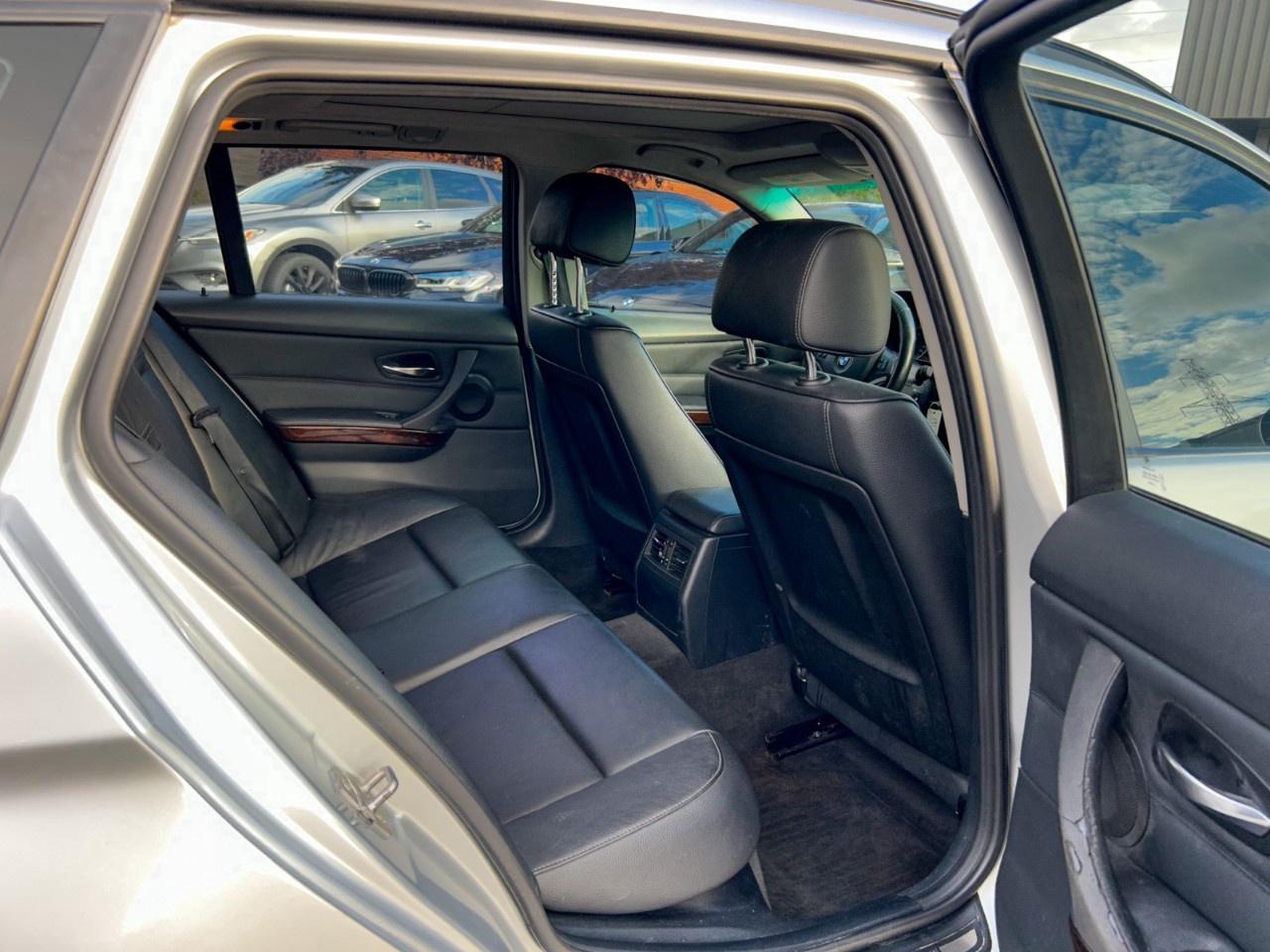 2011 BMW 3 Series 4dr Touring Wgn 328i xDrive AWD Exec Ed Photo