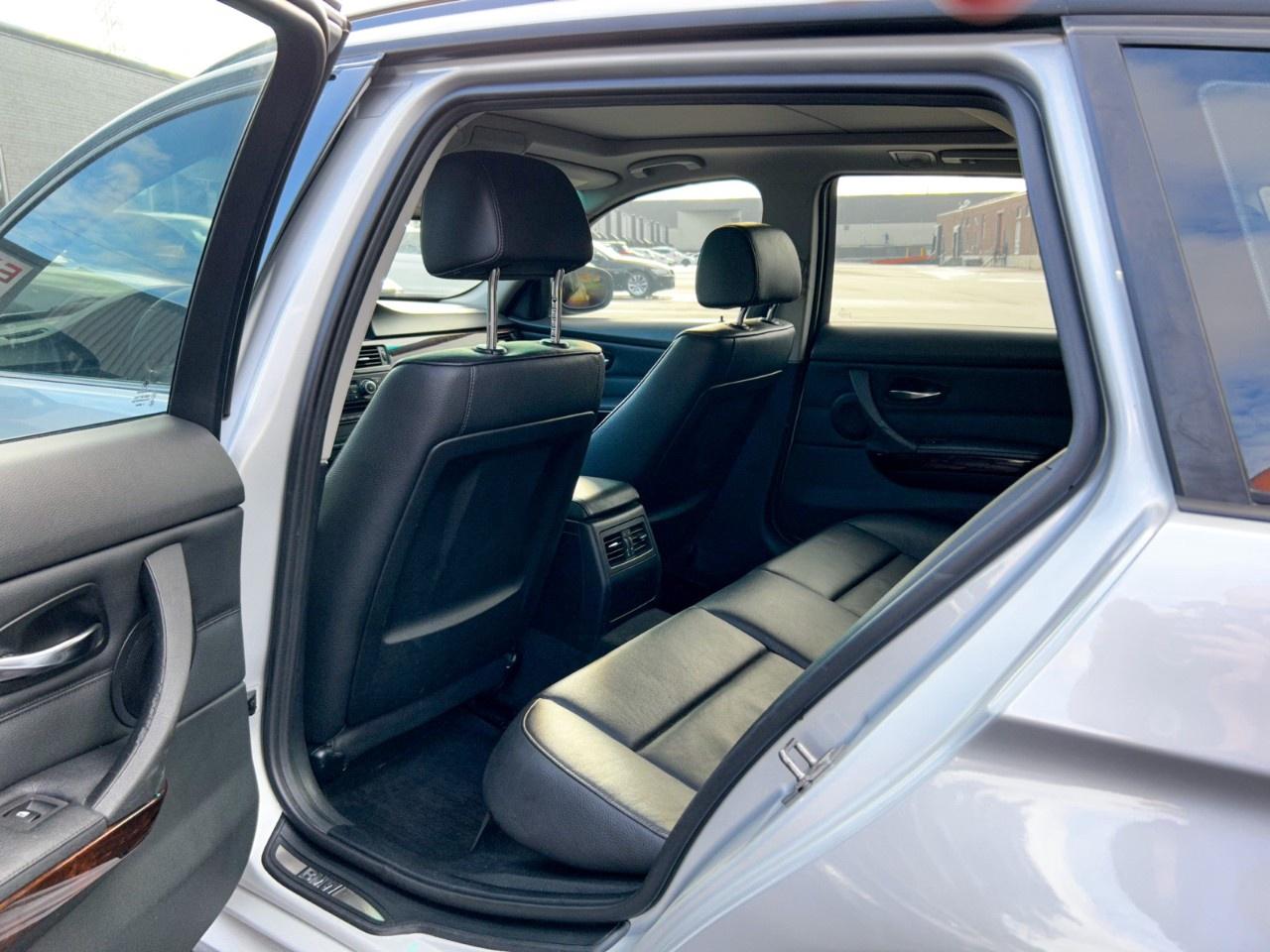 2011 BMW 3 Series 4dr Touring Wgn 328i xDrive AWD Exec Ed Photo