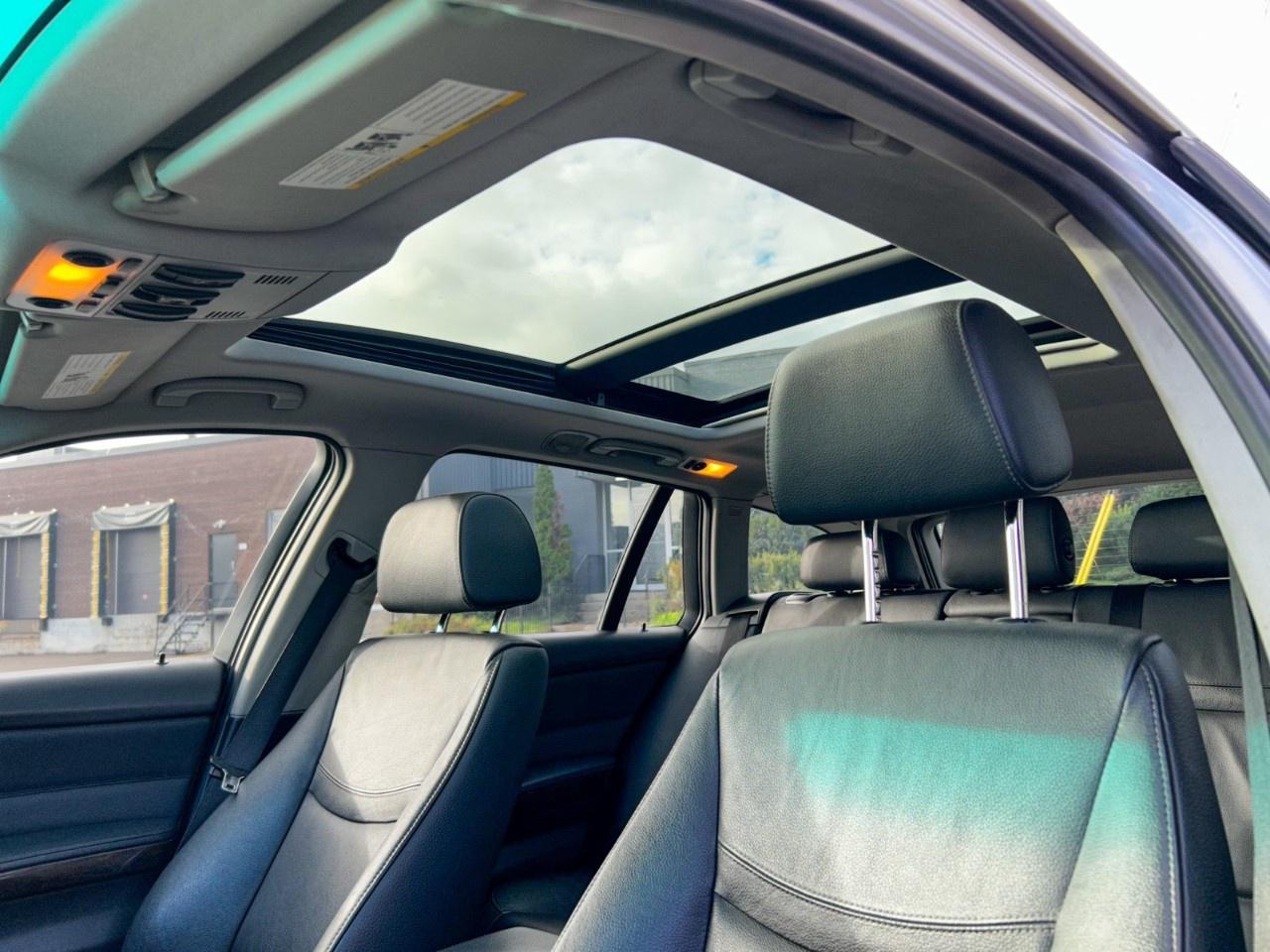 2011 BMW 3 Series 4dr Touring Wgn 328i xDrive AWD Exec Ed Photo