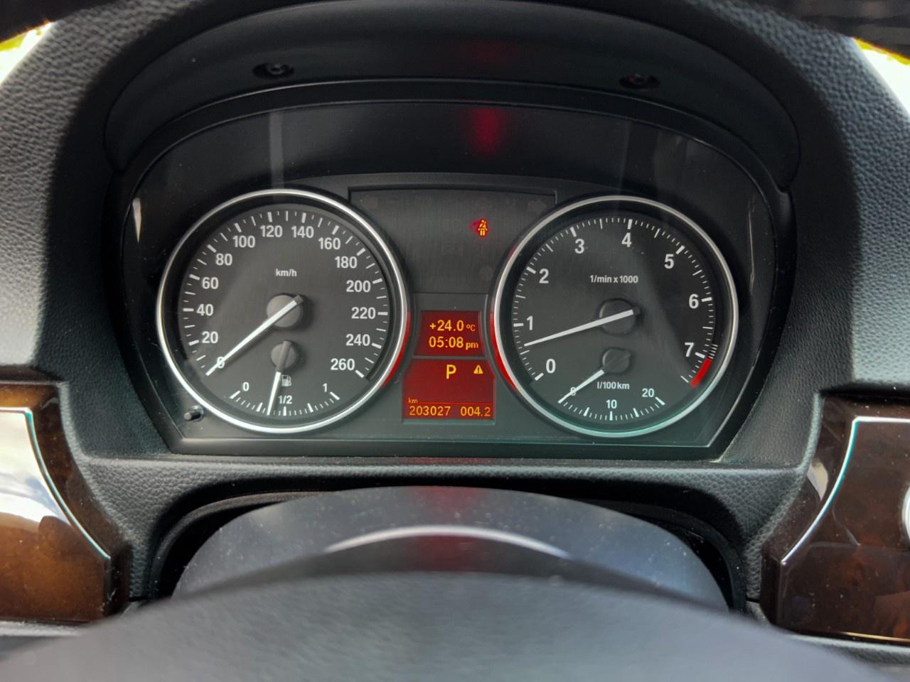 2011 BMW 3 Series Wagon / Executive Package / Navigation / AWD Photo