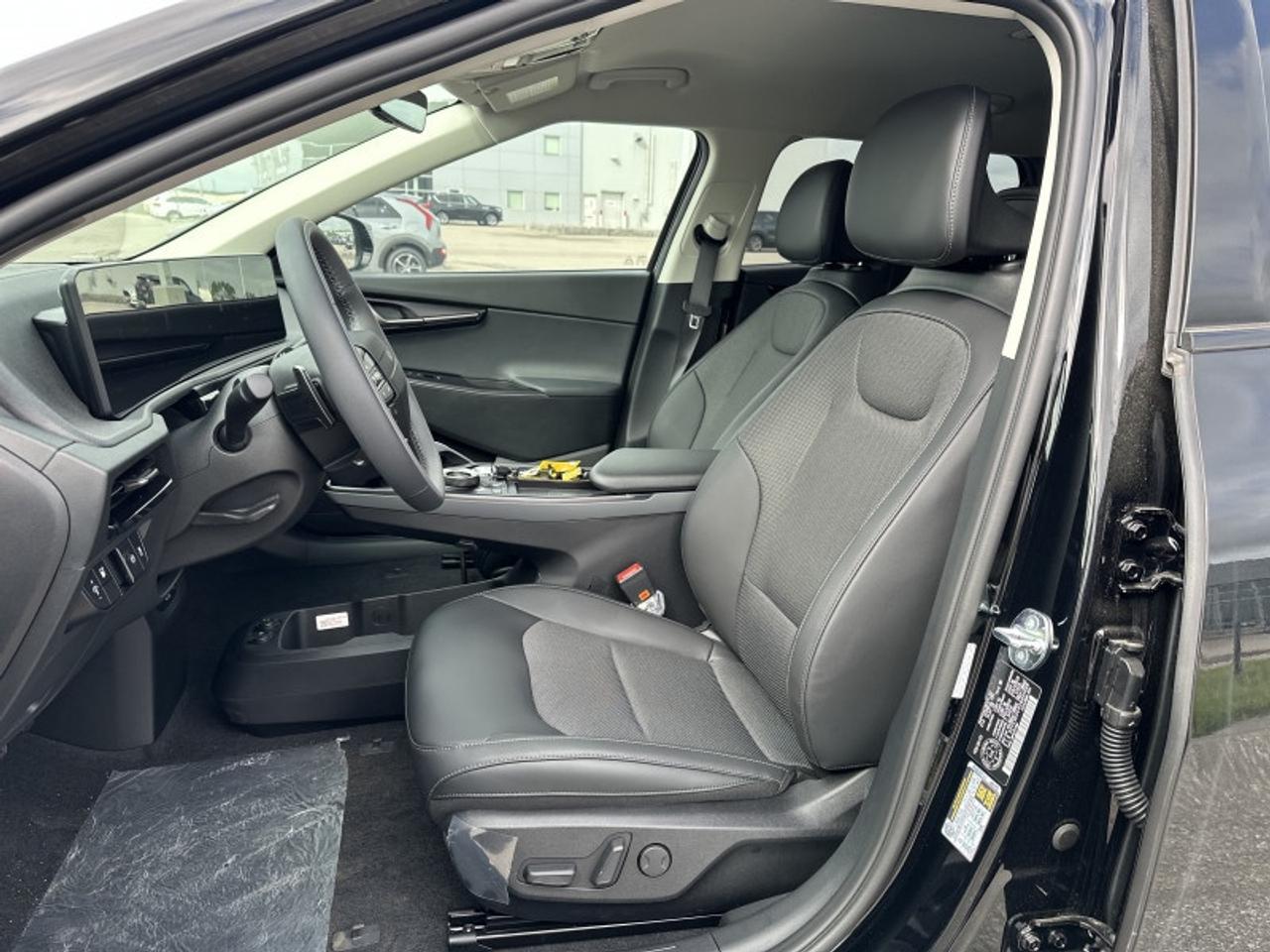 2025 Kia EV6  Photo