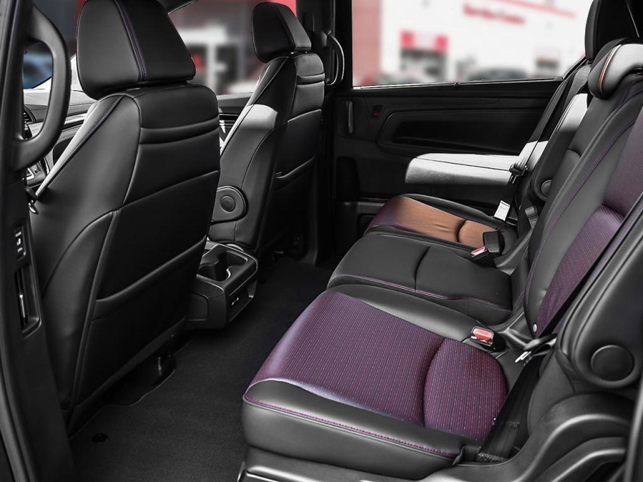 2025 Honda Odyssey Black Edition Passenger Van Photo